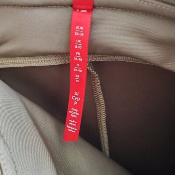 Spanx Faux Suede Rich Caramel Leggings Size SP - Picture 6 of 9